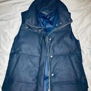 Theory navy down vest